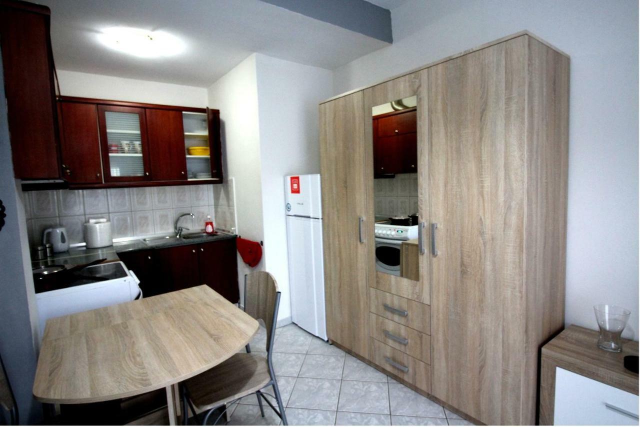 דירות נאוי אפיבטיי Dimitris Flat מראה חיצוני תמונה